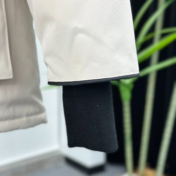 Canada Goose Expedition white Unisex Hooded Parka - Picture 5 of 9